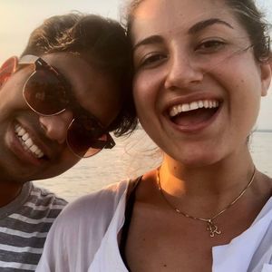 Meet your Posher, Rommia